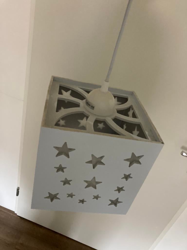 Hanglamp kinderkamer plafondlamp sterren kubus wit zgan, Ophalen of Verzenden, Zo goed als nieuw, Hout, Minder dan 50 cm
