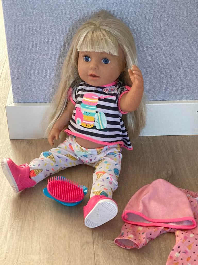 Baby Born grote zus, Kinderen en Baby's, Speelgoed | Poppen, Ophalen, Zo goed als nieuw, Babypop