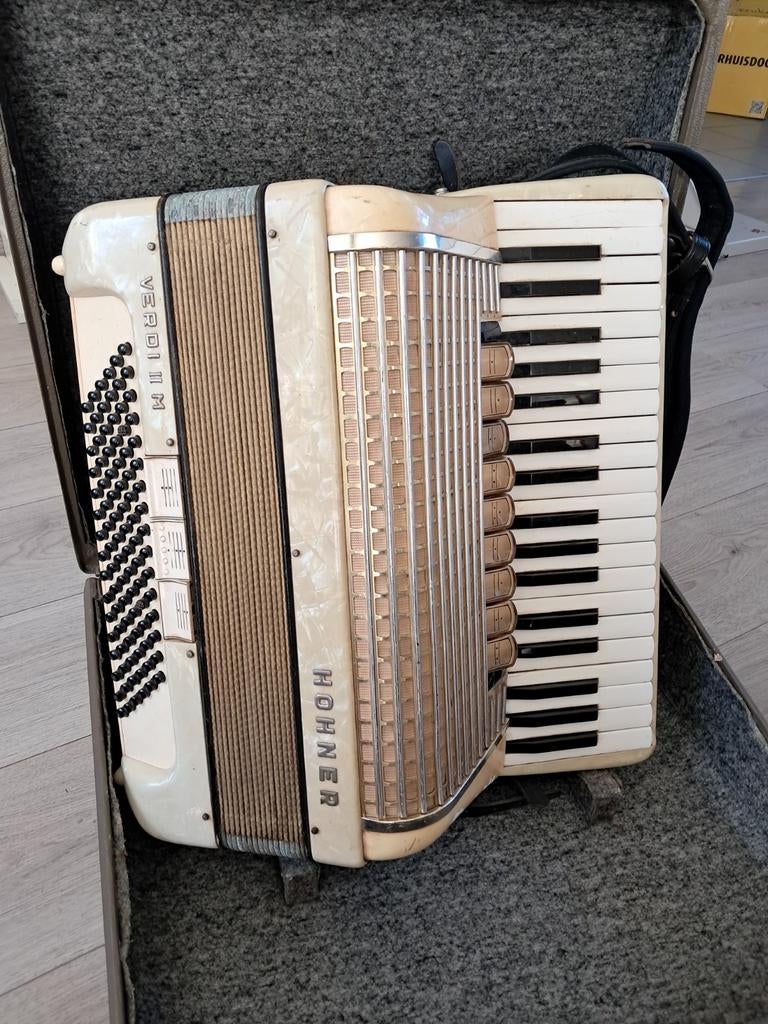 Hohner Accordeon te koop, Muziek en Instrumenten, Accordeons, Gebruikt, Met koffer, Ophalen of Verzenden, 96-bas