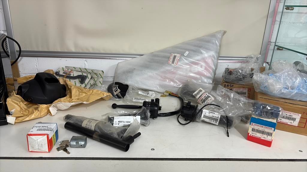 Kawasaki Ar 50 Nos delen uniek ! Nieuw origineel, Overige merken, Kawasaki, Overige typen, Nieuw