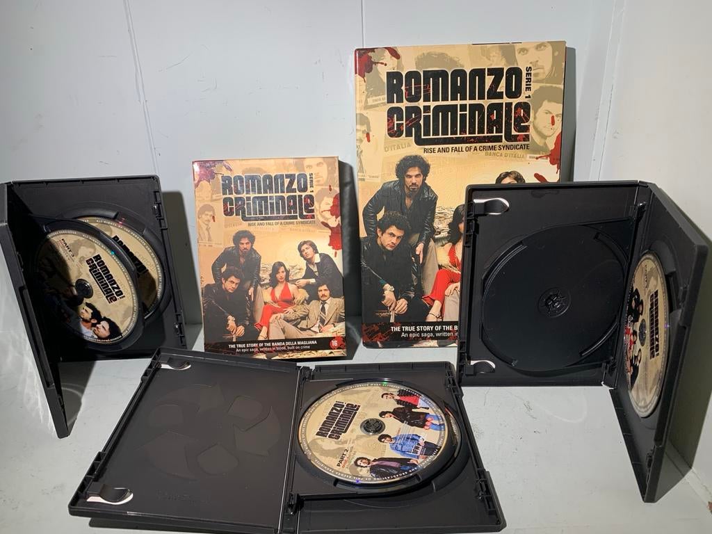 Romanzo Criminale Serie 1 - Speciale Editie + Lira's, Vanaf 16 jaar, Boxset, Drama, Ophalen of Verzenden