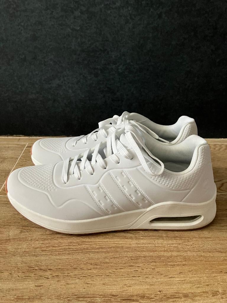 Q1905 heren sneaker wit maat 43, Ophalen, Wit, Sneakers of Gympen, Zo goed als nieuw