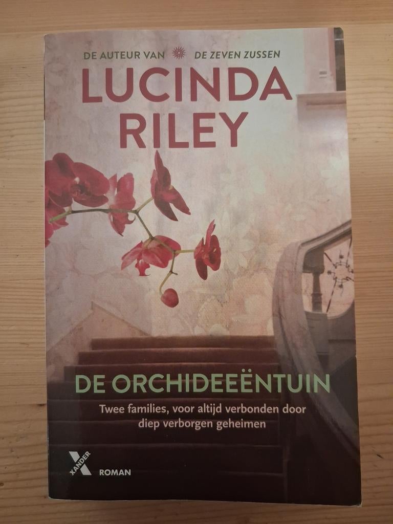 Lucinda Riley - De Orchideeëntuin, Ophalen of Verzenden, Gelezen, Lucinda Riley