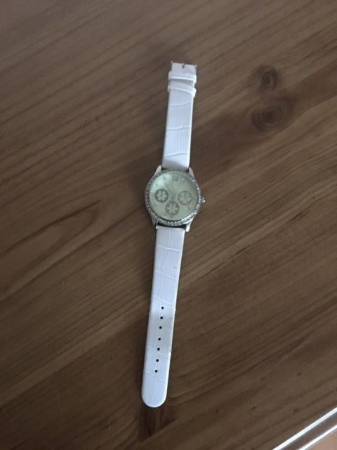horloge van LBVYR met witte band en steentjes langs rand, Ophalen, Gebruikt, Overige merken