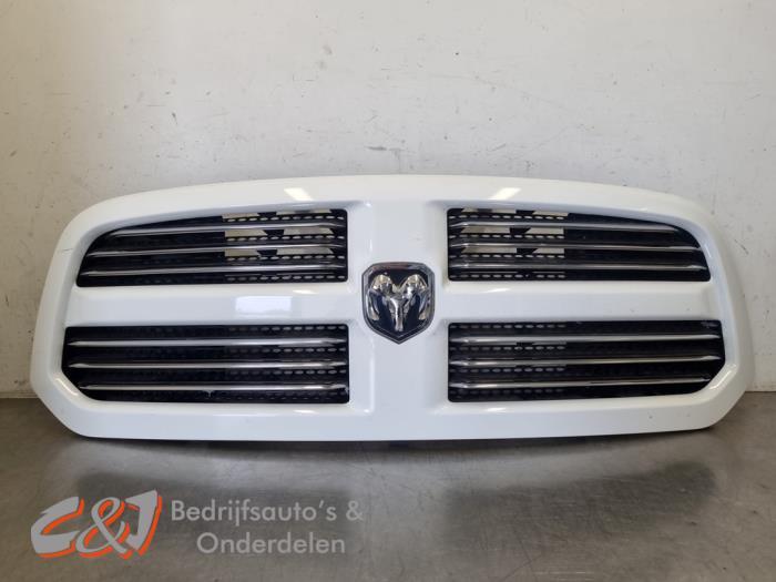 Grille van een Dodge RAM (XXXXXXXX), Gebruikt, -, - 20
7903AG  Hoogeveen, Ophalen of Verzenden