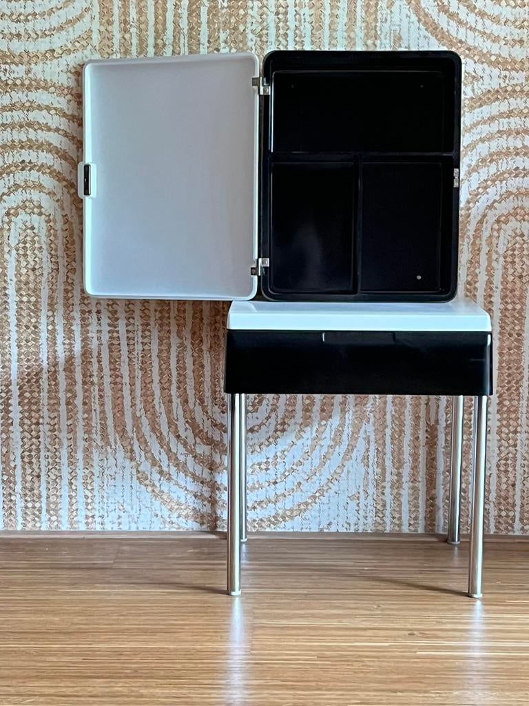 Vintage kruk + medicijnkastje voor badkamer Italiaans design, Ophalen, Zo goed als nieuw, 25 tot 50 cm