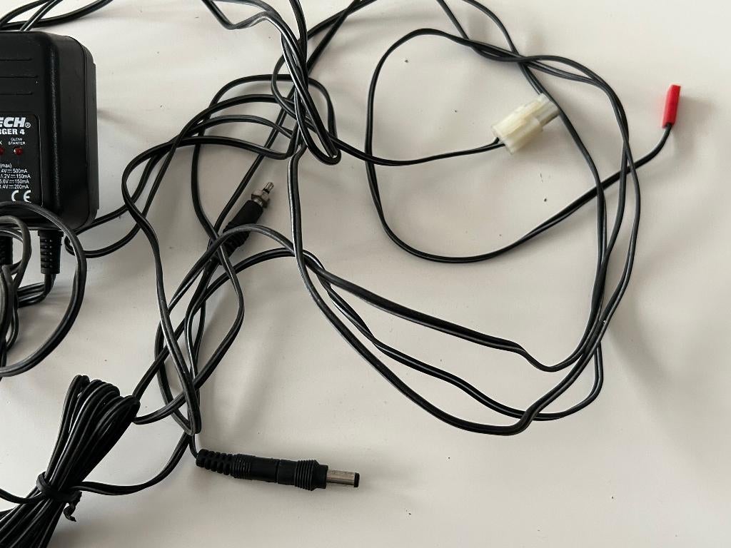 Protech muli charger 4 rc modelbouw, Hobby en Vrije tijd, Modelbouw | Radiografisch | Auto's, Ophalen of Verzenden, Gebruikt, Overige schalen