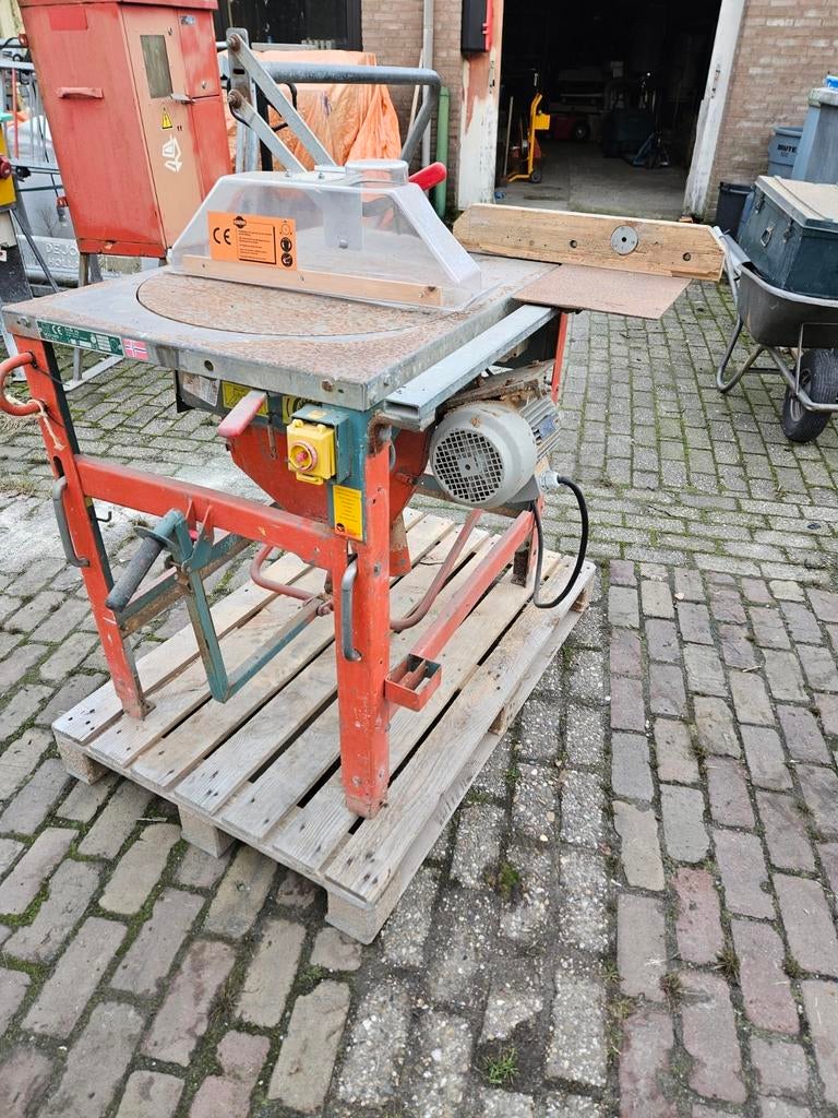 Bouwzaag 380v, Ophalen, Gebruikt