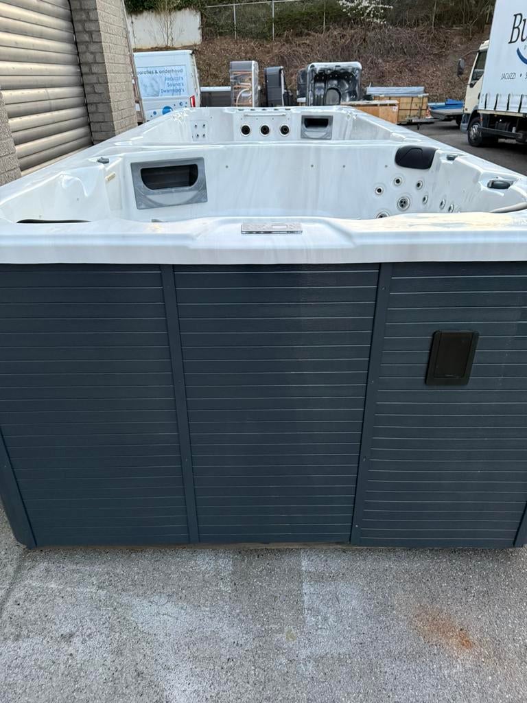 Jacuzzi zwemspa duo balboa