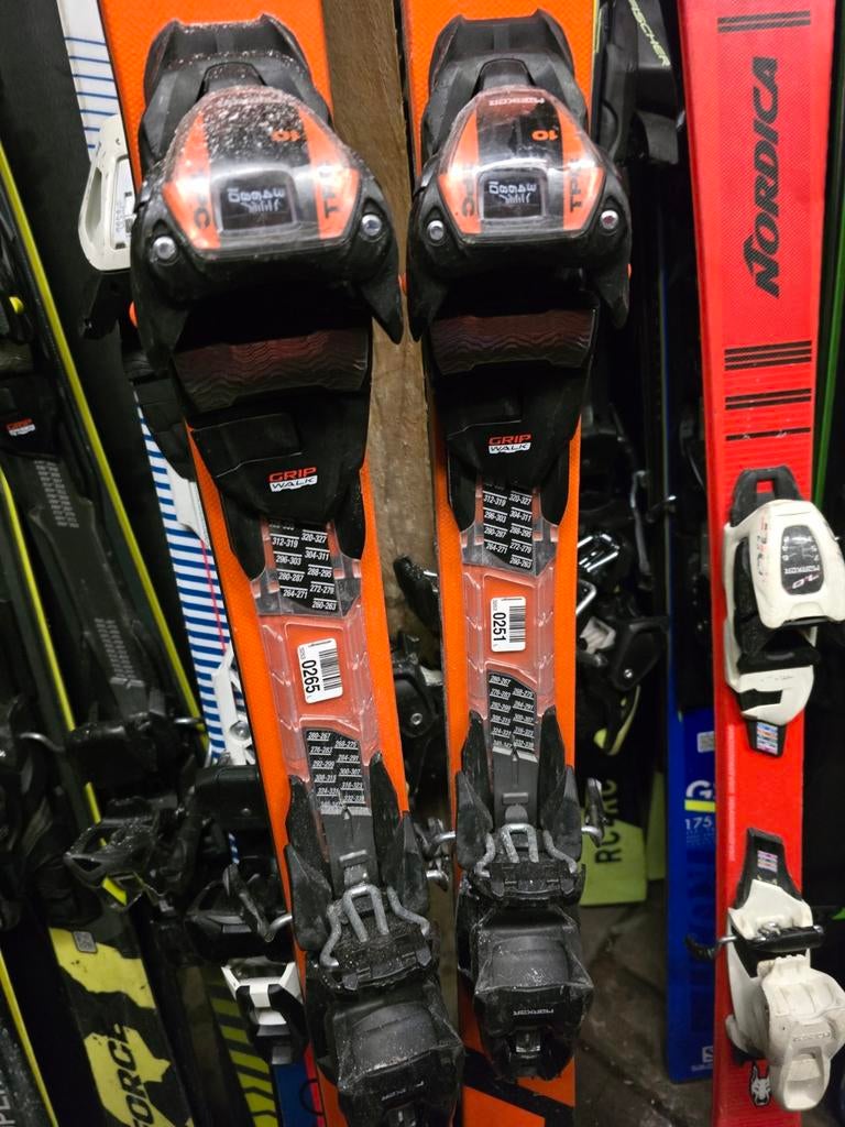 172cm BLIZZARD FIREBIRD TI, Sport en Fitness, Skiën en Langlaufen, Overige merken, 160 tot 180 cm, Ophalen of Verzenden, Zo goed als nieuw