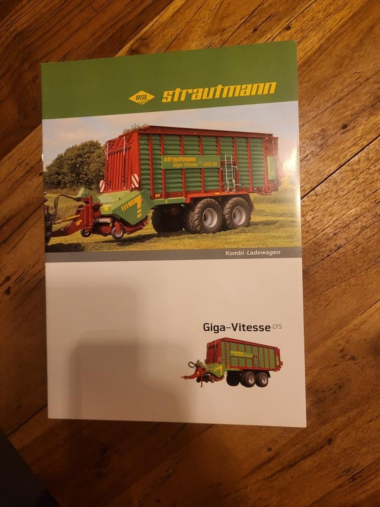Tractor folder Strautmann Giga-Vitesse CFS, Ophalen of Verzenden, Zo goed als nieuw
