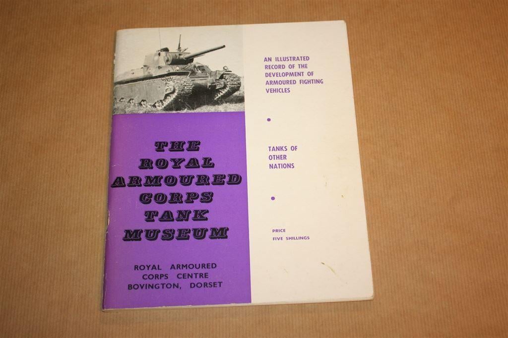 Tanks of other nations - RAC Tank Museum - 1969 !!, Ophalen of Verzenden, Tweede Wereldoorlog, Zo goed als nieuw, Overige onderwerpen