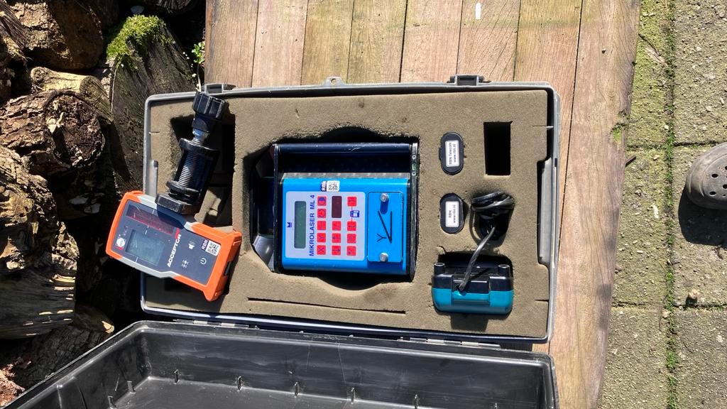 Bouwlaser Mikrolaser dubbel afschot ML4 met ontvanger, Doe-het-zelf en Verbouw, Ophalen, Gebruikt, Licht