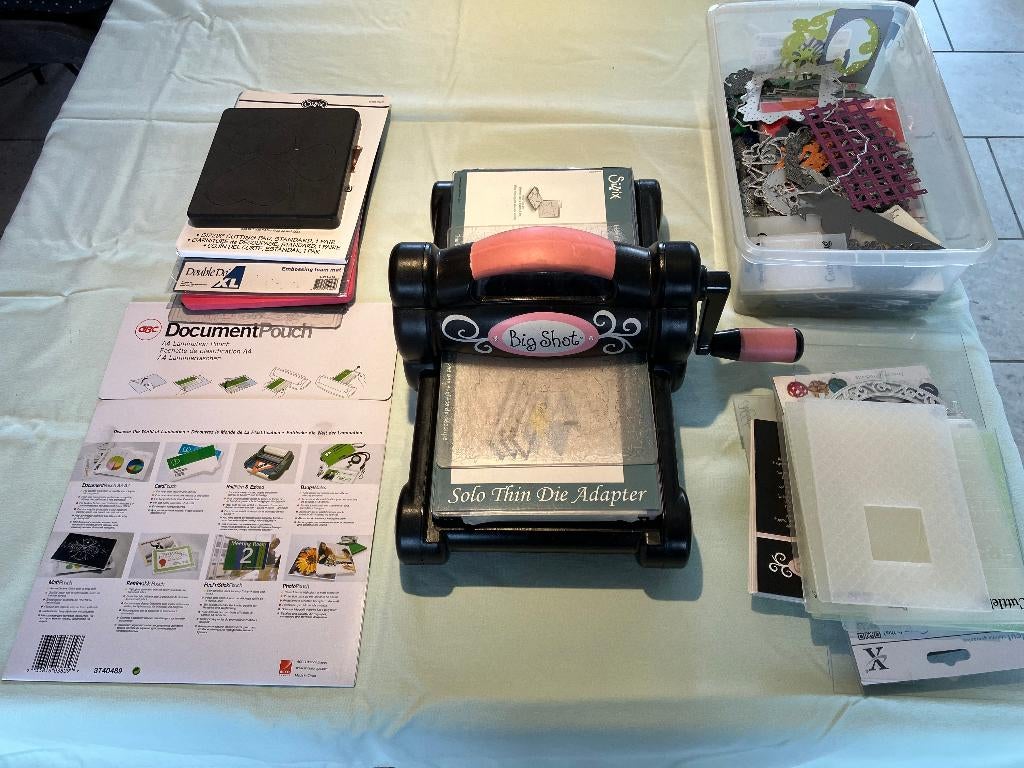 kaarten maken, matrijspers en mattrijsen serie, Hobby en Vrije tijd, Kaarten | Zelf maken, Ophalen, Gebruikt, Overige thema's