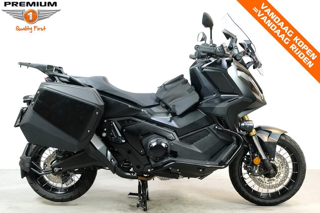 Honda X-ADV (bj 2022), Motoren, Bedrijf, Toermotor, Traction Control