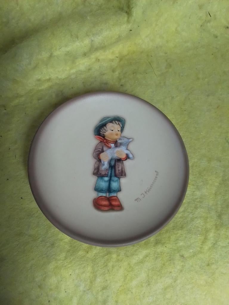 8733) Goebel  oud bordje, Antiek en Kunst, Ophalen of Verzenden