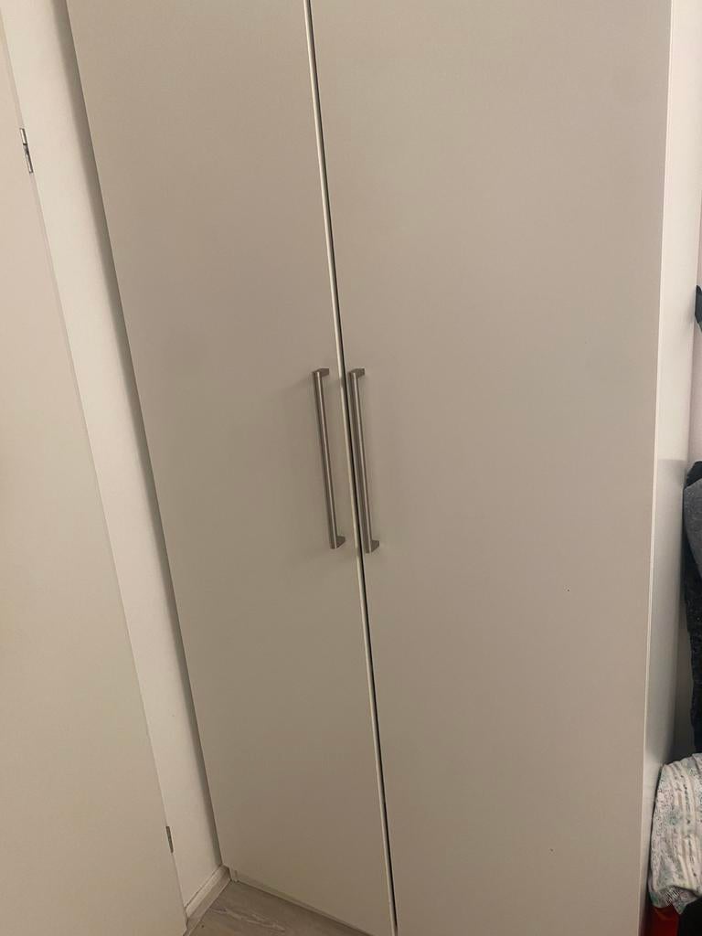 Twee deuren pax kast, Huis en Inrichting, Kasten | Kledingkasten, 200 cm of meer, Zo goed als nieuw, 50 tot 75 cm, 50 tot 100 cm