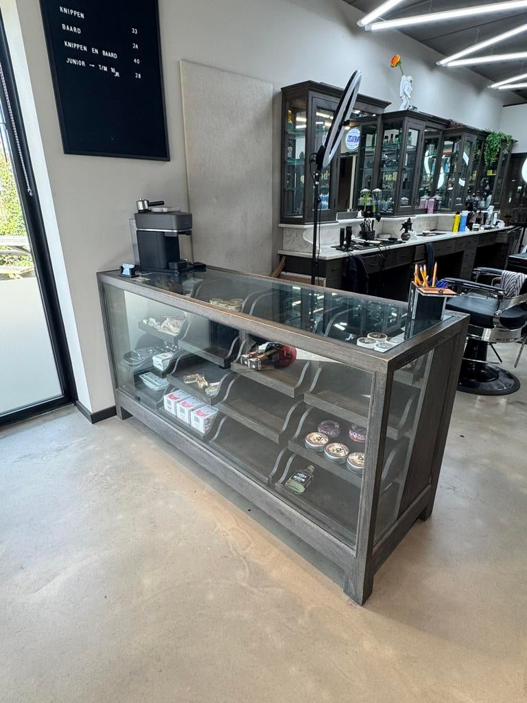 Toonbank - balie - receptie, Ophalen