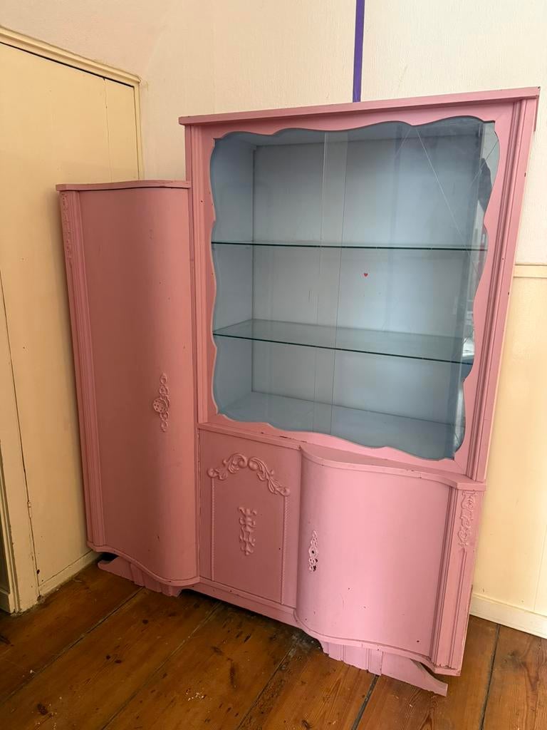 Fantatische roze servieskast, Huis en Inrichting, Ophalen, Zo goed als nieuw, 25 tot 50 cm