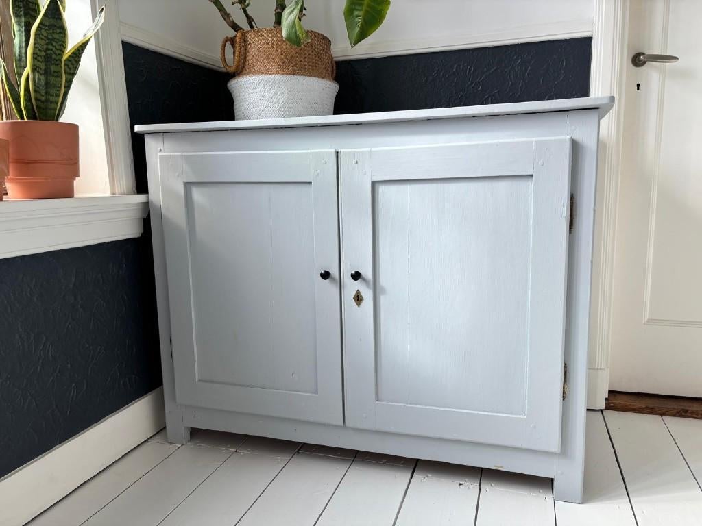 Zeer leuk gepimpte en hippe commode, Ophalen, Gebruikt, 50 tot 70 cm, 100 cm of meer