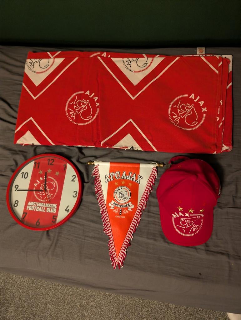 Ajax fan items, Seizoenskaart, Eén persoon