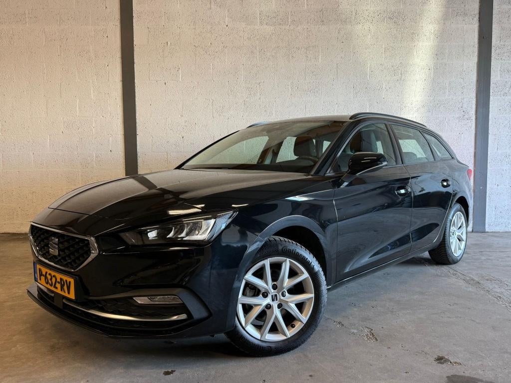 Seat Leon Sportstourer 1.0 TSI Style 110pk 2022 NAP TREKHAAK, Auto's, Seat, Voorwielaandrijving, Stof, Euro 6, Leon