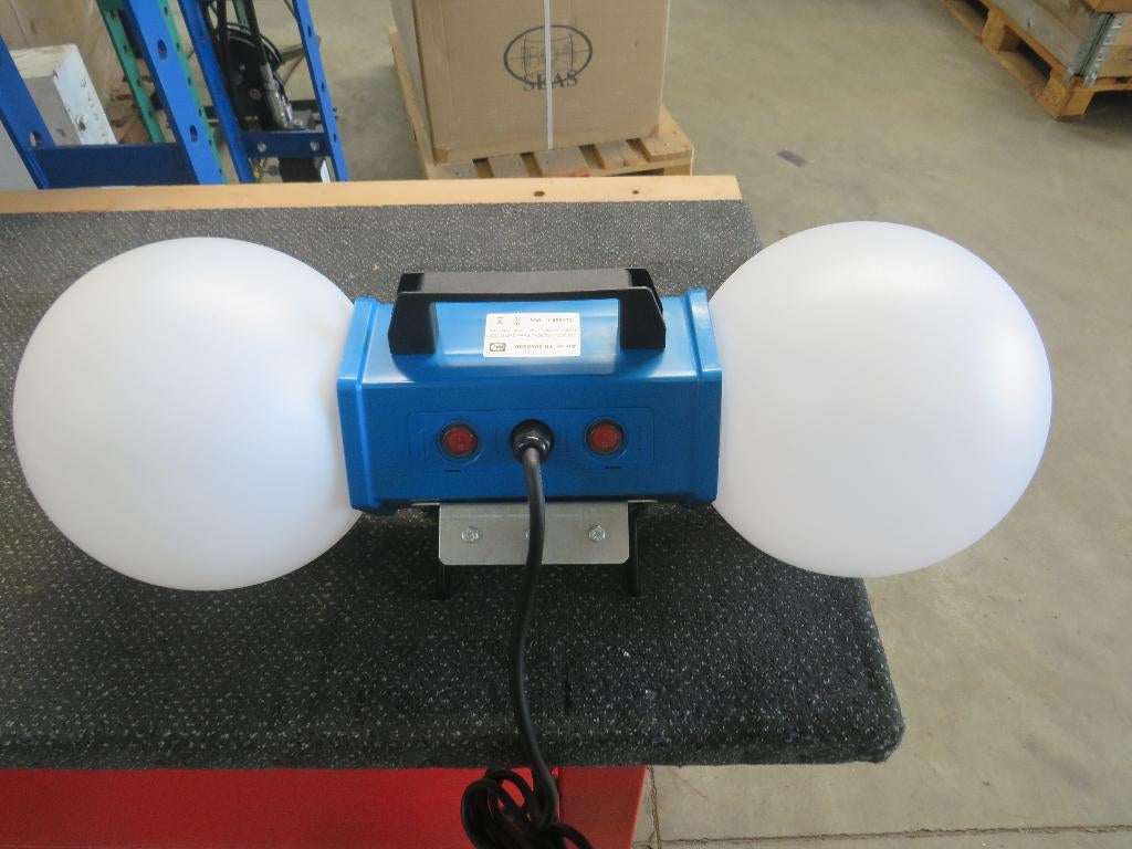 Primaelux TD 3000200  ledlamp 8200 lumen 2x stopcontacten, Primealux, Nieuw, Zandhaarweg, Lamp met armatuur