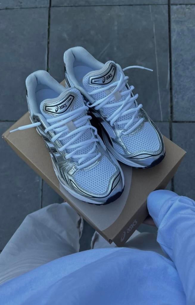 asics kayano 14 cream metallic plum, Ophalen of Verzenden, Nieuw, Hardloopschoenen, Asics