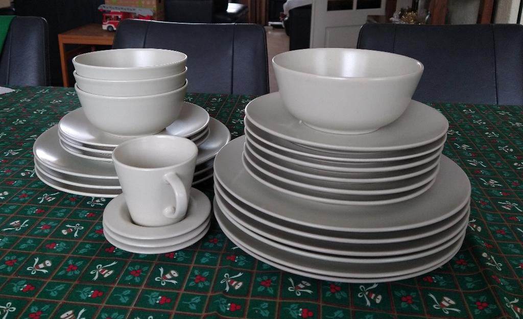 Ikea Serviesgoed "Dinera", Ophalen, Gebruikt, Bord(en), Overige stijlen