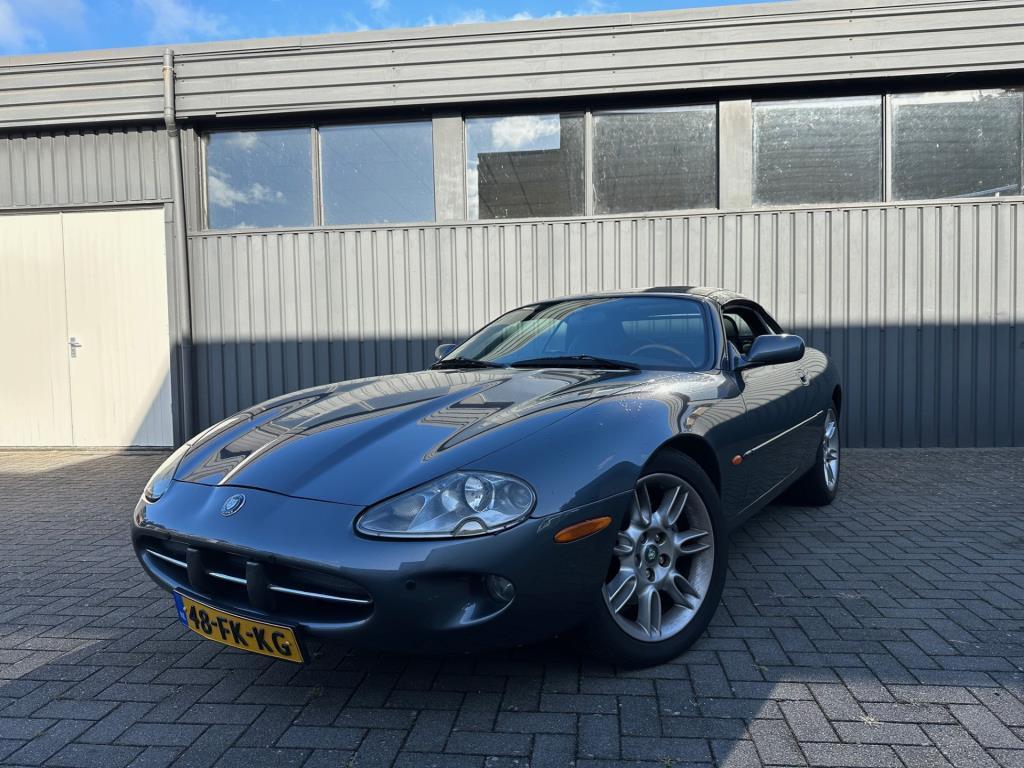 Jaguar XK XK8 4.0 V8 Convertible | NL Auto | Documentatie Aa, Auto's, Stof, Zwart, Cabriolet, 4 stoelen