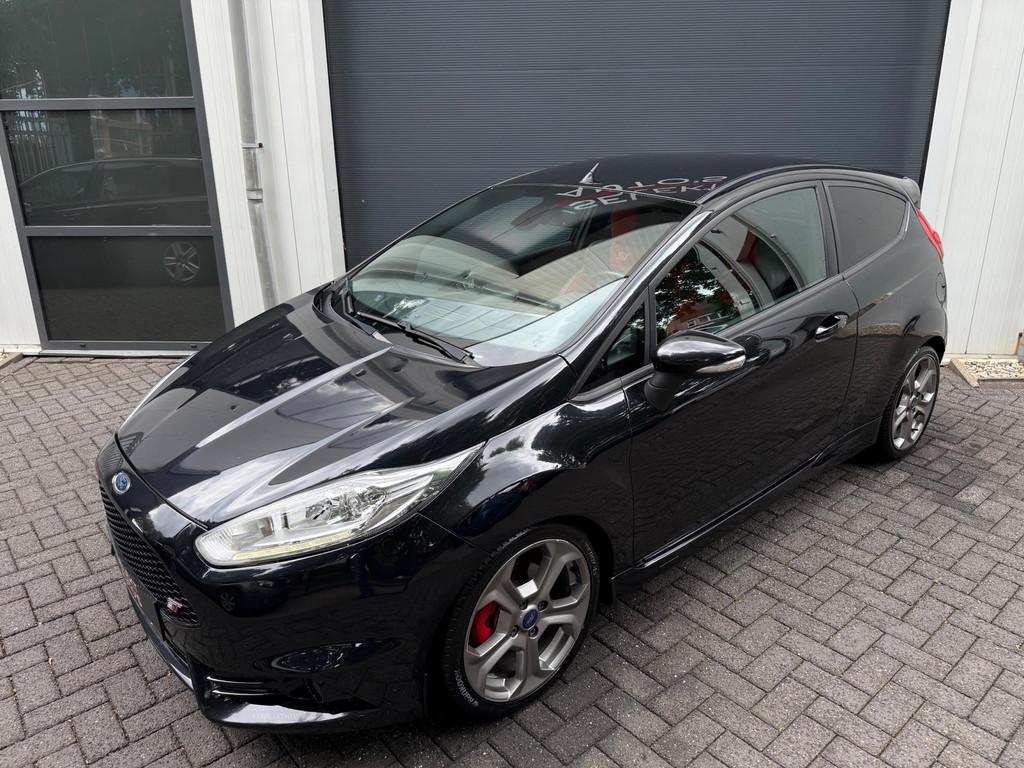 Ford Fiesta 1.6 ST2 182Pk Navi/Cruise/Climate/Keyless/Stoelv, Auto's, Ford, Voorwielaandrijving, 1596 cc, Gebruikt, 4 cilinders
