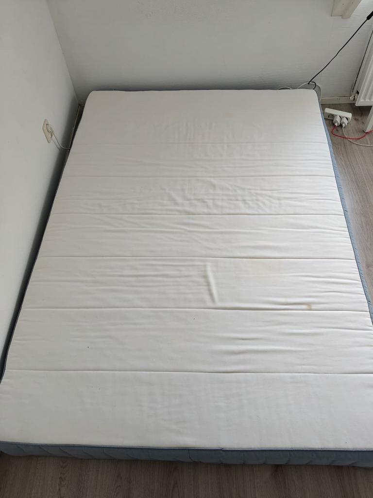 Ikea Vestmarka matras 140x200cm, Huis en Inrichting, Slaapkamer | Matrassen en Bedbodems, Ophalen, Gebruikt, Tweepersoons, 140 cm