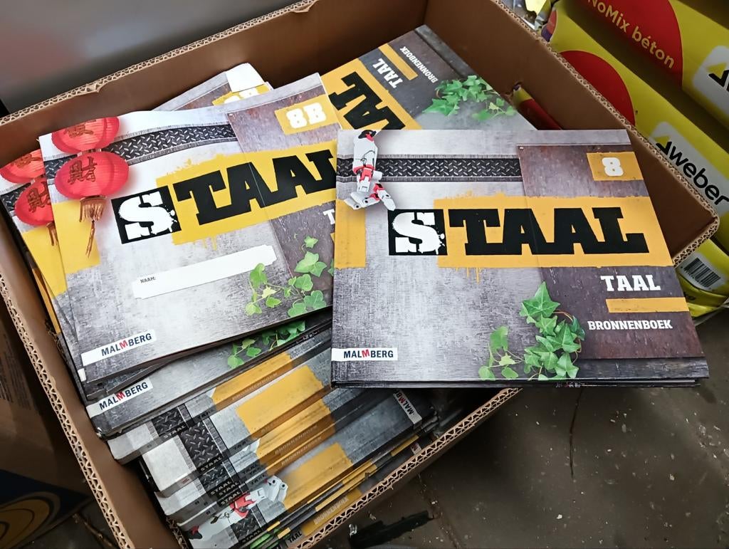Malmberg Staal Taal Bronnenboek Groep 8  per stuk, Alpha, Onbekend, Gelezen, HBO