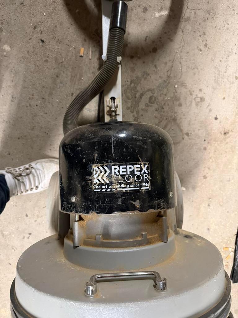 Repex schuurmachine met schrijf (pouwerdrive), Ophalen, Minder dan 600 watt