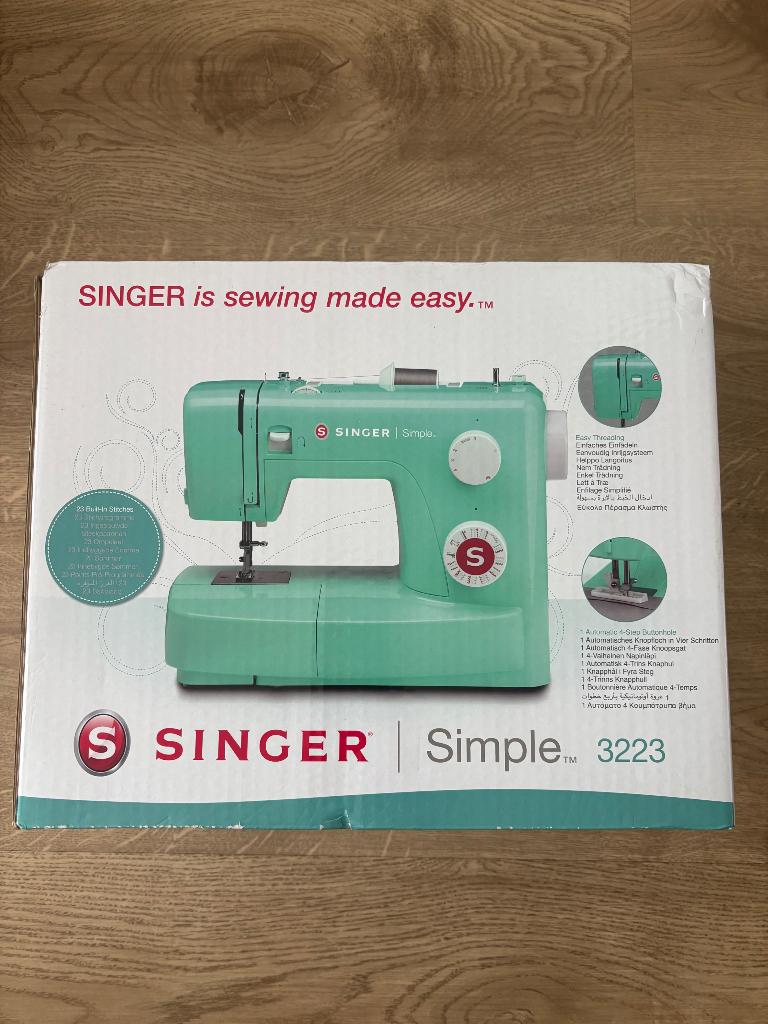 SINGER NAAIMACHINE 3223, Ophalen of Verzenden, Zo goed als nieuw, Naaimachine, Singer
