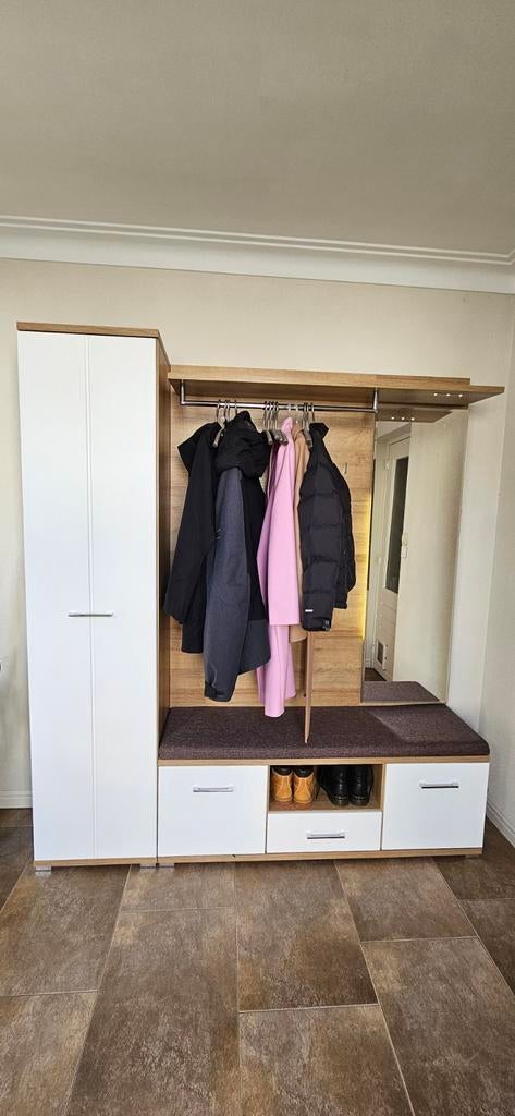 Halmeubel met kapstok, Ophalen, Hout, Wandkapstok