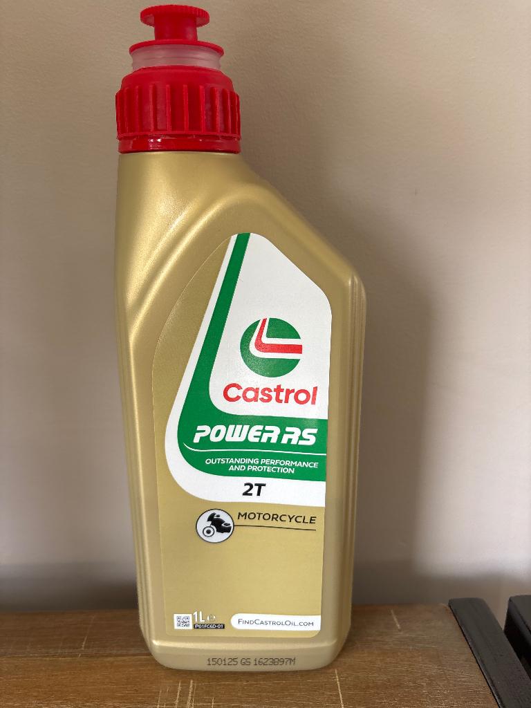 Castrol power rs 2T olie (6 flessen), Ophalen of Verzenden
