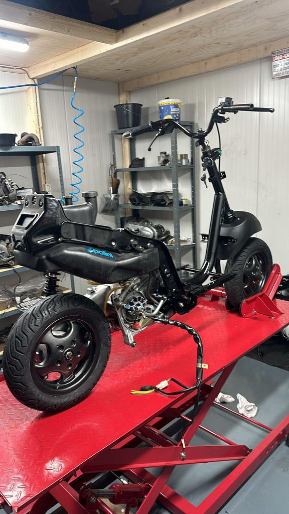 Piaggio zip 2000 frame 150cc A2, Ophalen of Verzenden