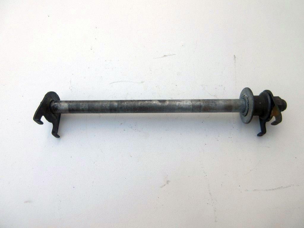 Suzuki GS500 achterwielas achteras rear wheel axle GS 500 as, Ophalen of Verzenden, Gebruikt