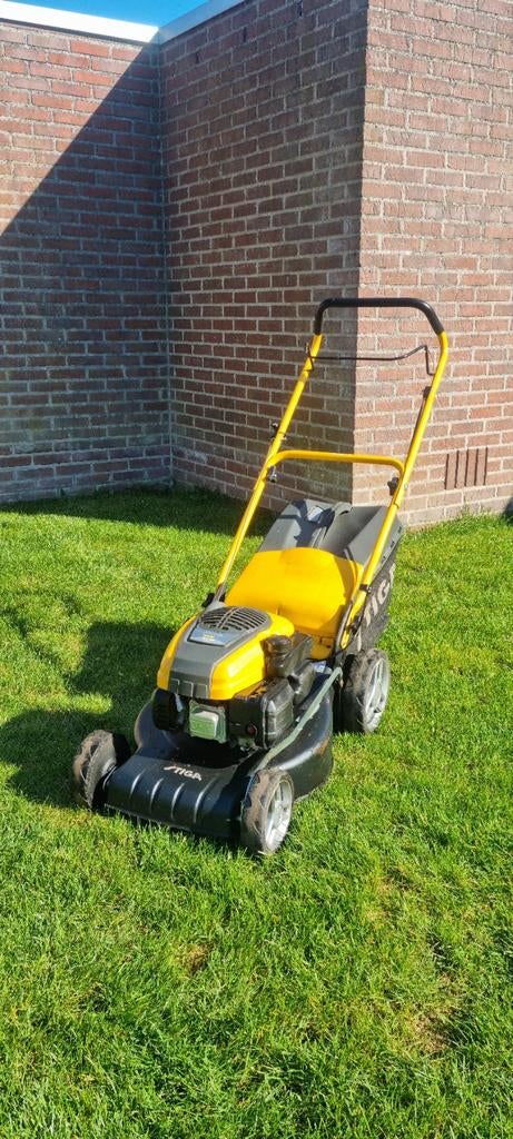 Stiga Combi 48 benzine loopmaaier met opvangbak, Tuin en Terras, Ophalen, Cirkelmaaier, Gebruikt, Opvangbak