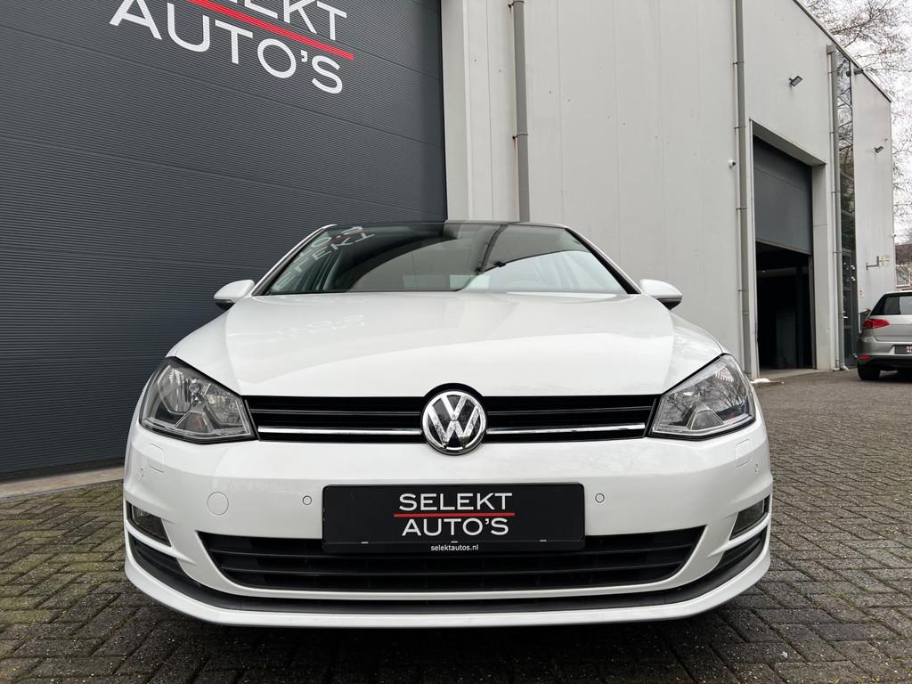 Volkswagen Golf 1.2 TSI CUP Panoramadak/Climate/Cruise/Navig, Voorwielaandrijving, Stof, Gebruikt, Zwart