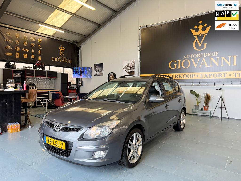 Hyundai I30 CW 1.6i i-Catcher inruil mogelijk, Gebruikt, 1591 cc, 4 cilinders, Handgeschakeld