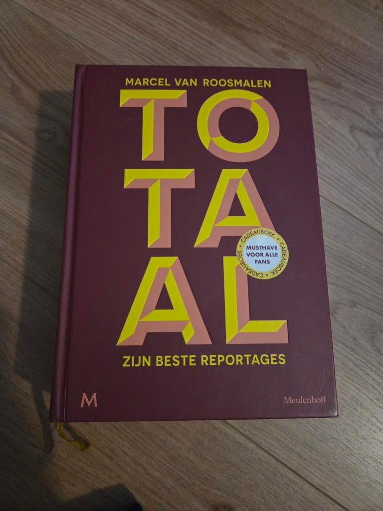 Totaal - Zijn beste reportages - Marcel van Roosmalen, Ophalen of Verzenden, Gelezen, Marcel van Roosmalen