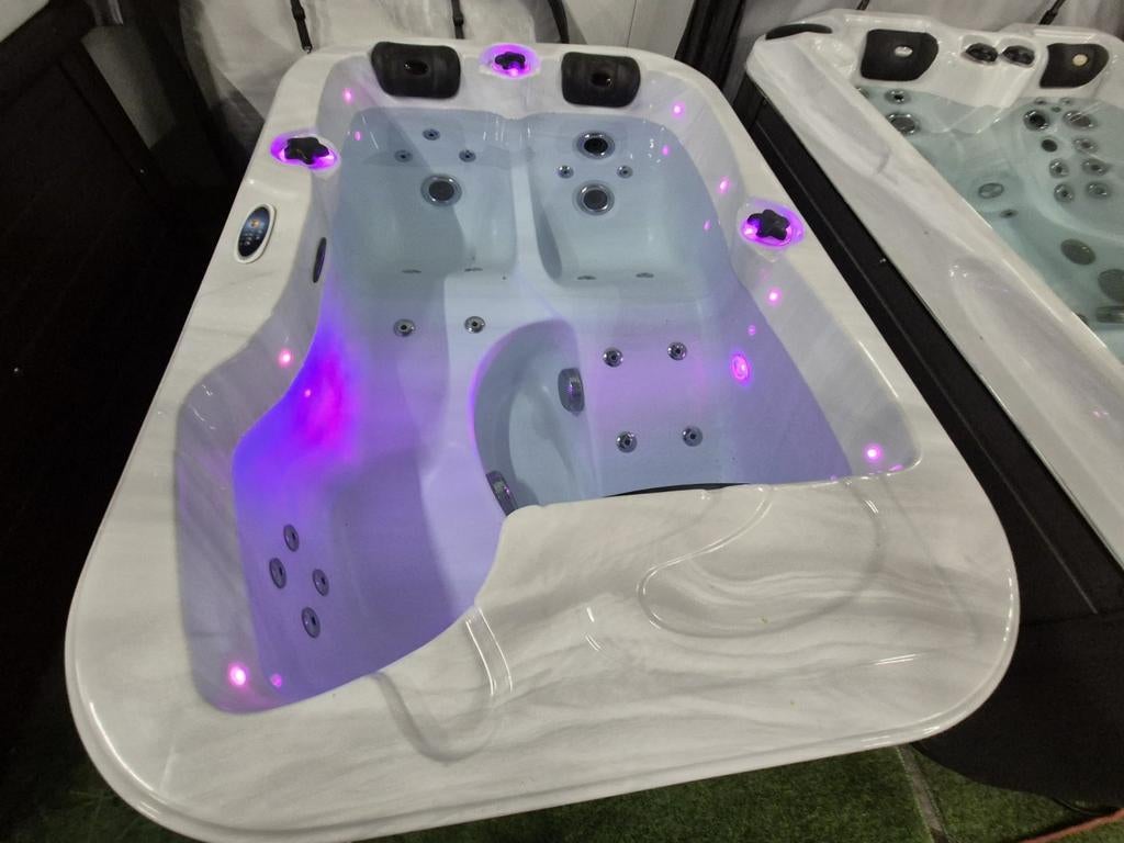3 persoons JACUZZI  ‼️ VANDAAG NOG BEZORGD, Ophalen of Verzenden, Filter