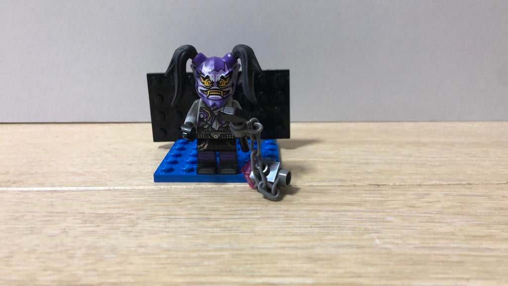 Lego Ninjago ultra violet Minifiguur en Motor en Accessoires, Kinderen en Baby's, Speelgoed | Duplo en Lego, Zo goed als nieuw