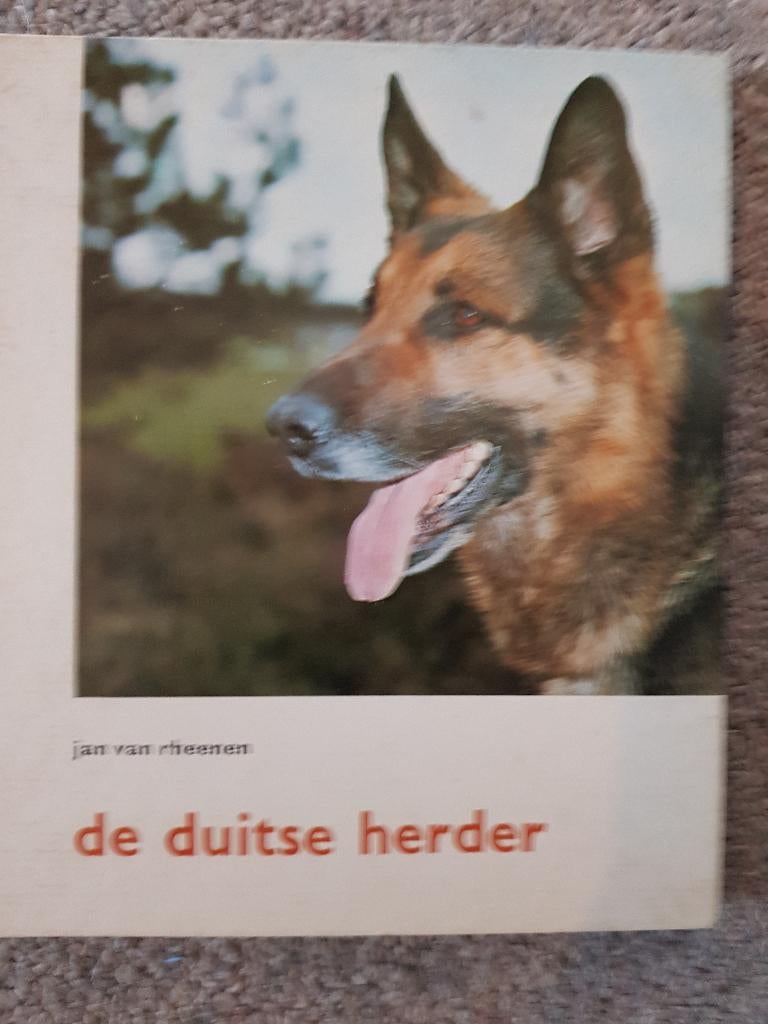 De duitse herder, Jan van Rhenen, Ophalen of Verzenden, Zo goed als nieuw, Jan van Rhenen