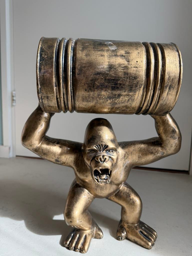 Gorilla beeld goud 40 cm – unieke eyecatcher, Ophalen of Verzenden, Zo goed als nieuw, Dier