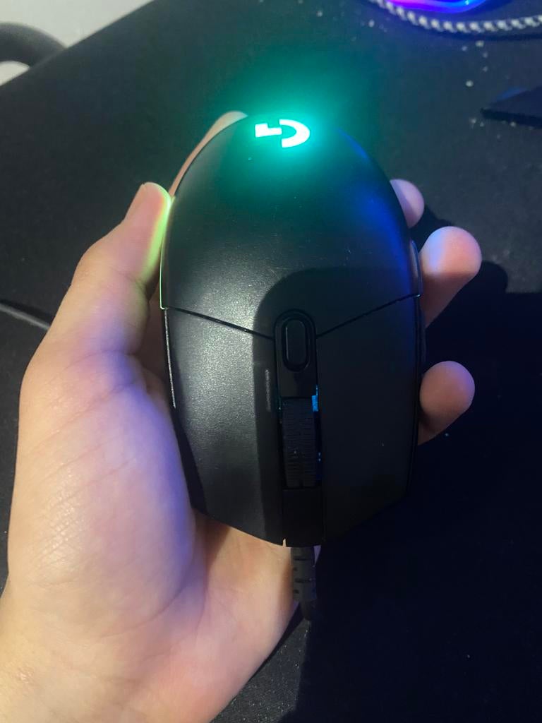 Logitech G203 LIGHTSYNC, Computers en Software, Muizen, Ophalen, Rechtshandig, Muis, Gebruikt