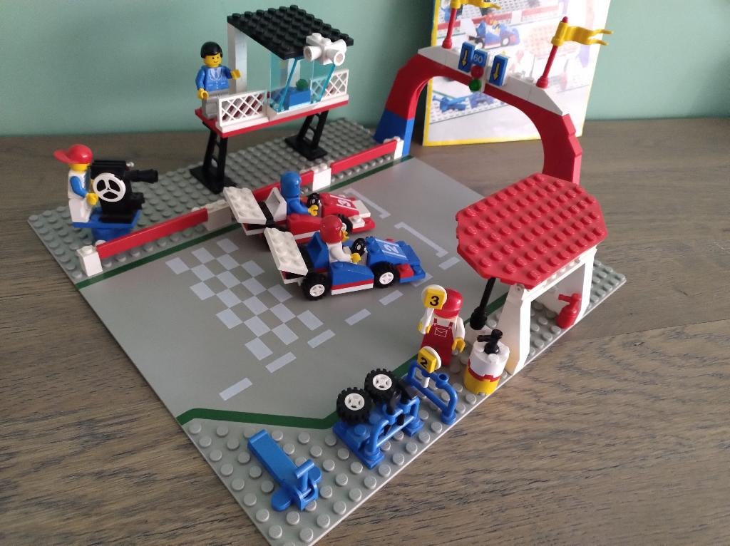 Lego Legoland Town 6381 Motor Speedway, Ophalen of Verzenden, Zo goed als nieuw, Complete set, Lego