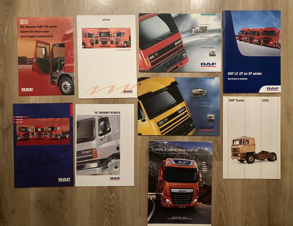 Partij van negen Folders DAF Trucks, Verzenden, Zo goed als nieuw, Overige merken, DAF